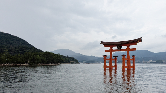 大鳥居