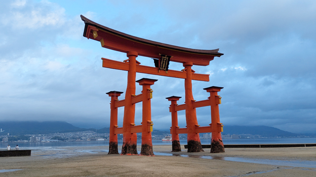 大鳥居