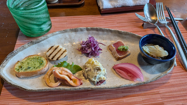 トラットリア要